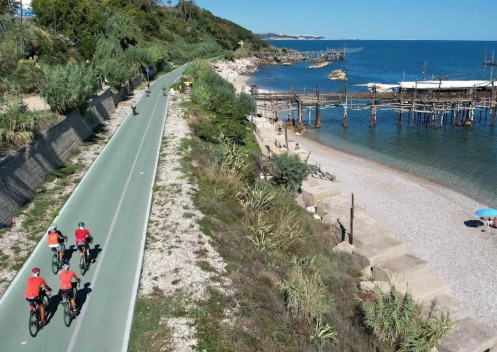 cicloturismo via verde costa trabocchi